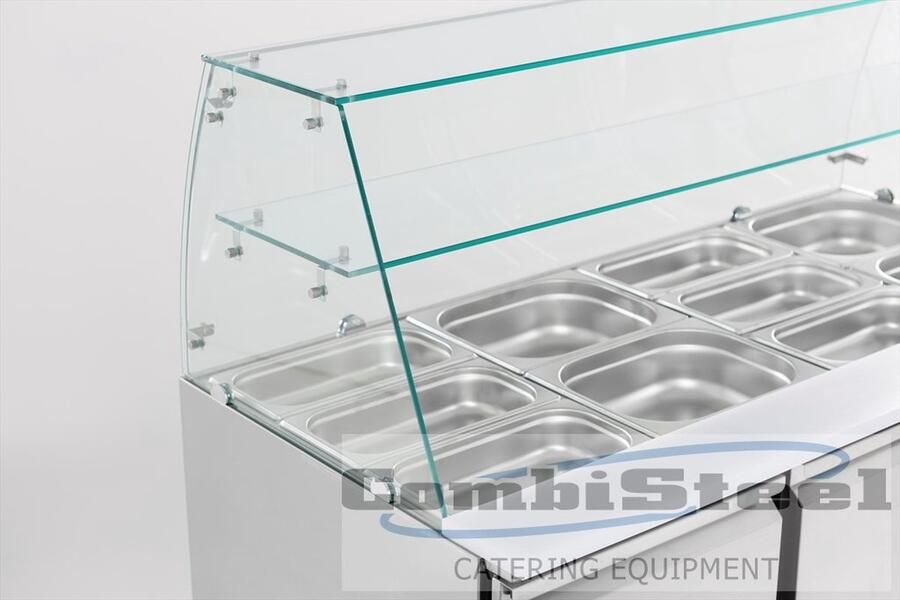 Combisteel Gekoelde Saladette Glasopstand 3 Deurs 368 Liter 1365 x 700 x 850 1310 mm