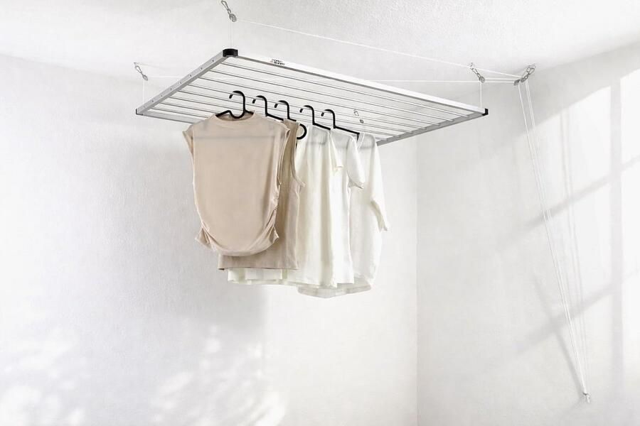 Ruimtebesparende Plafondwasdroger 120 cm Eenvoudige Bevestiging Droogt Sneller Voor Binnen en Buiten