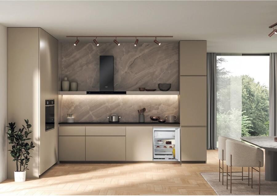 Whirlpool Koelkast Inbouw WBUF011 | Inbouwkoelkasten | 8003437054693 - Foto 2