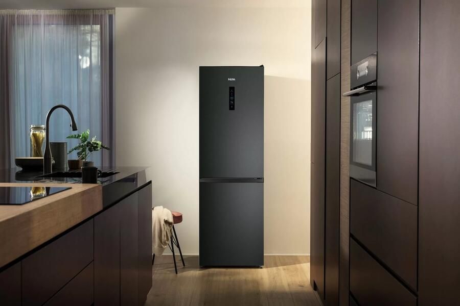 ETNA KCV385NZWA Koel-vriescombinatie Zwart