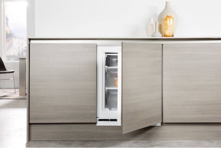 Whirlpool AFB 8281 Inbouw vriezer Wit