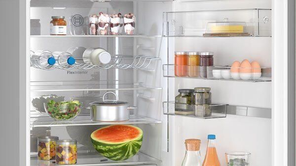 Bosch KGN49AIBT Serie 6 Koelkast Koel-vriescombinatie 203 x 70 cm Extra breed RVS Energielabel B Zeer stil- Total No Frost: Nooit meer ontdooien VitaFresh XXL 0°C: houd etenswaren langer vers met extra ruime vershoudlades - Foto 13
