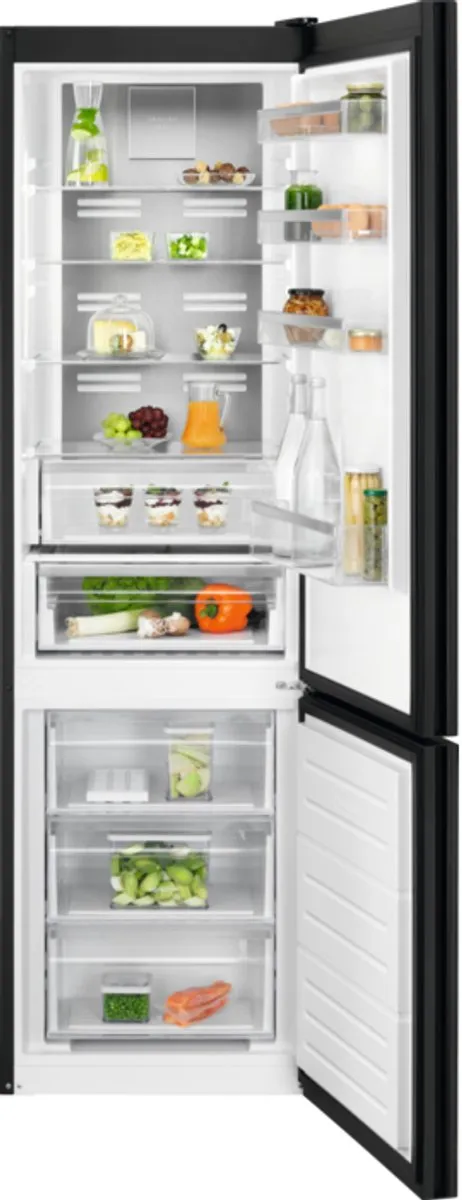 Electrolux LNT7ME34K1 - Koel- en vriescombinatie - Energielabel E - No Frost Zwart