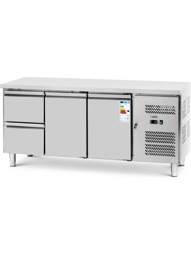Royal Catering Koeltafel - 417 L - 2 x GN 1/2 + 2 vakken - 179 x 70 cm - Royal Catering Metallic zilver
