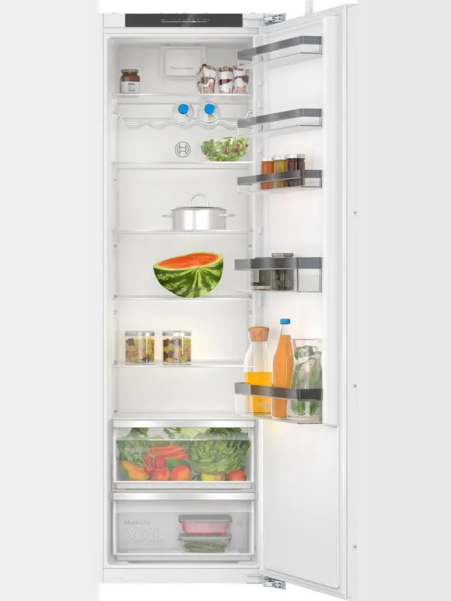 Bosch KIR81VFE0 - Serie 4 - Inbouwkoelkast - Vlakscharnier - 177.2 x 54.1 cm - Zeer stil - Deur op deur - led verlichting - Extra ruime lade voor groente en fruit wit